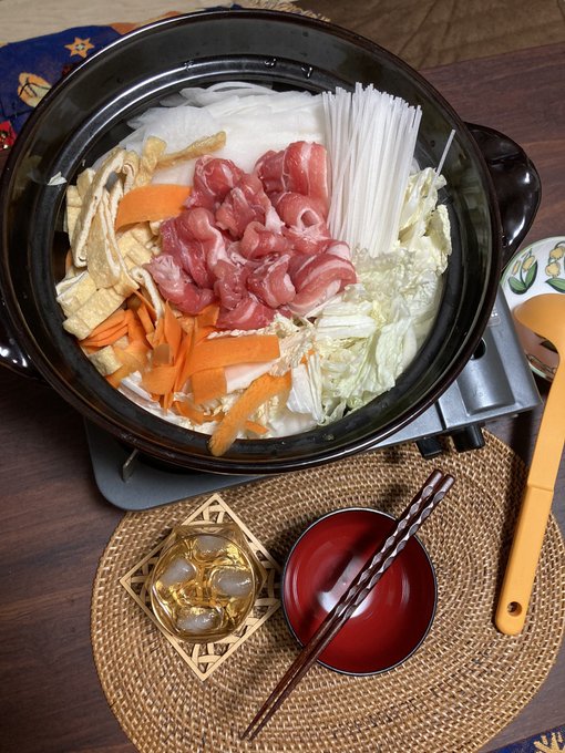 実家から送られてきた野菜で鍋パ(1人)して優勝します。(締め切り前) 