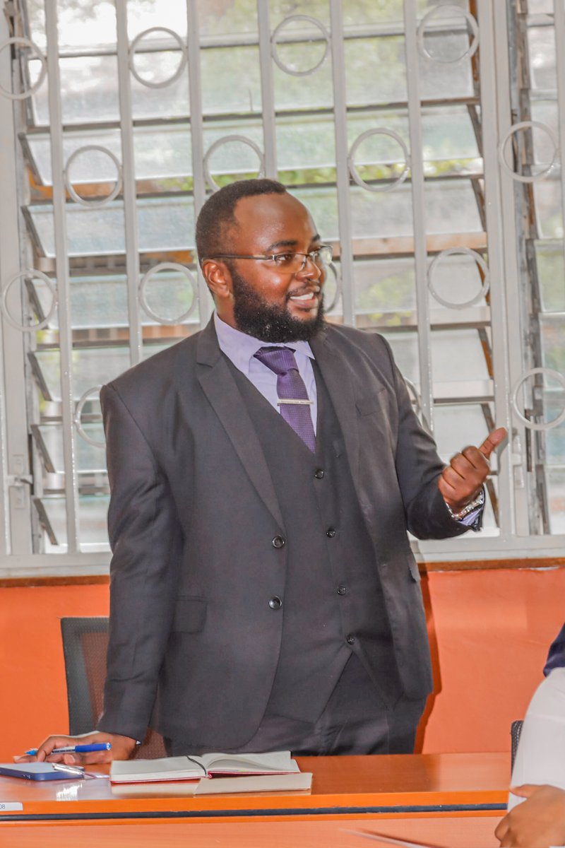 e_mwati's tweet photo. I am honoured to have been part of the team from @KM_Advocates who participated in the recently concluded @uonbi Legal Aid and Mentorship Week. 
It was an amazing experience answering questions from the law students, encouraging them and providing legal advice. https://t.co/crQ3Fk5YPl