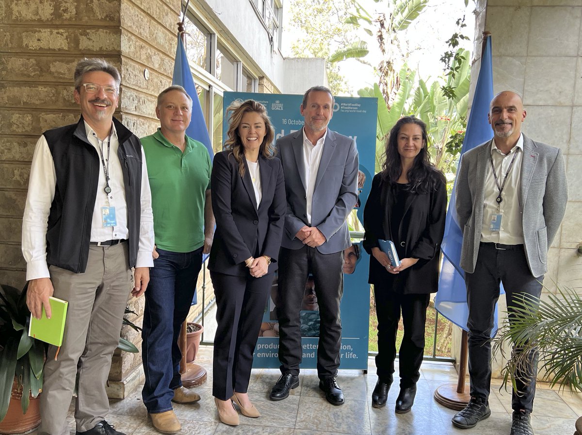 FAO Representative <a href="/EPeterschmitt/">Etienne Peterschmitt</a> met with <a href="/UN/">United Nations</a> Famine Prevention &amp; Response Coordinator, Reena Ghelani at FAO Somalia's office in Nairobi today. 

They discussed improving drought response coordination and emphasized longer term solutions in the face of increasing climate shocks.