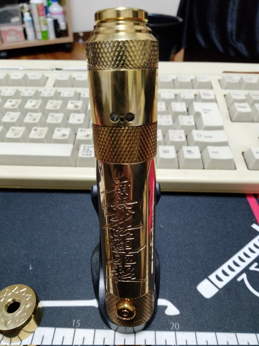 atnopjd's tweet photo. VSCMOD KIYOMASA V2 1st batch BRASS &TORA RDA 奇跡的にお迎えさせて頂きました。
MODは見かける事は有ったが頭のTORAがなかなか見つからず
理想的なセットアップで見かけたため即ポチしました。
オプションパーツも付いておりラッキーでした。
#kiyomasav2 #vape #tubemod https://t.co/ihWMZ2aYUE