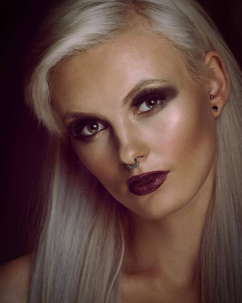 ✖️Amethyst ✖️
~
When people ask me what equipment I use, I tell them…. “my eyes”
~
@amethyst_inwonderland @panasonic_au @lumix_au @lumix @elinchrom_ltd @eizo_apac @iso1200 @exposuresoftware #louisebagger #portraitphotography #canberraphotographer #po… instagr.am/p/Cl8R7xZvLs7/