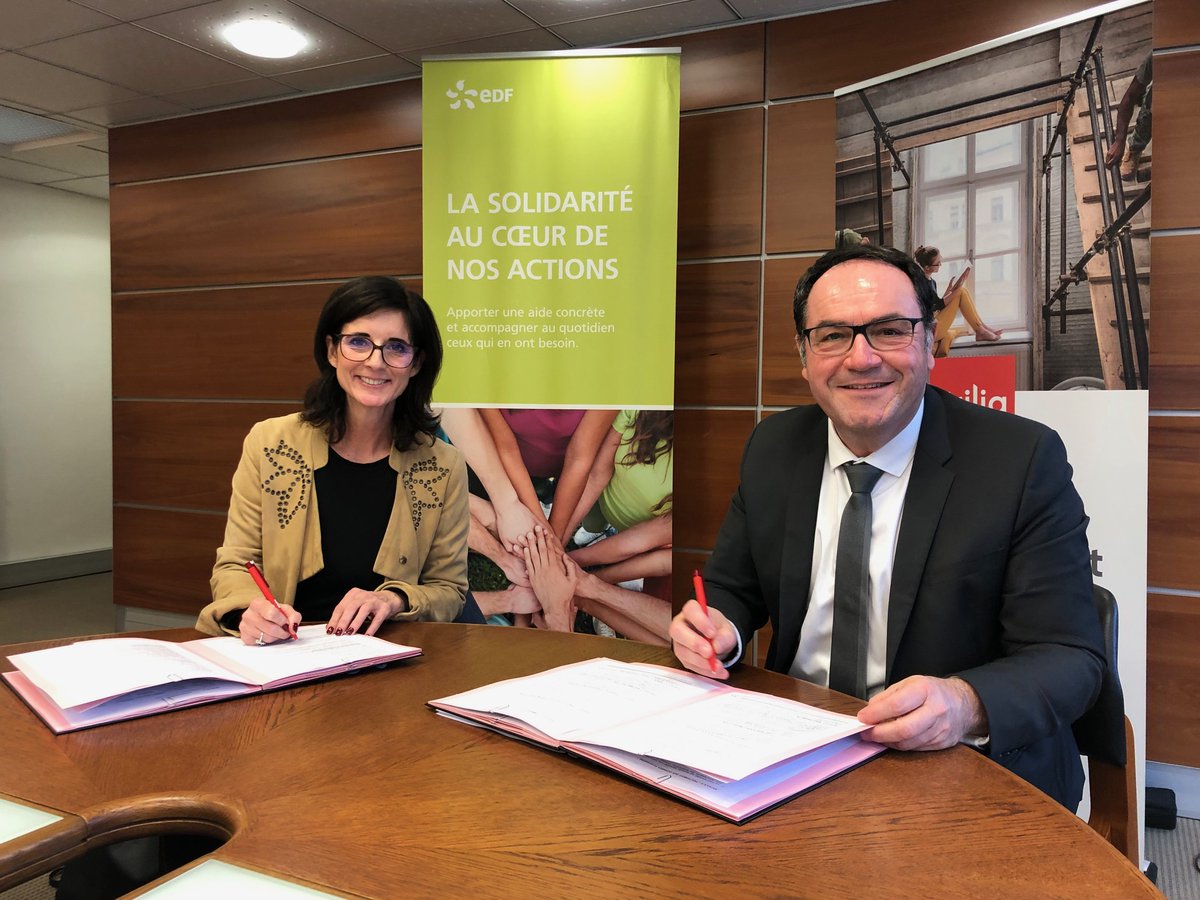 ⚡️#Erilia et <a href="/EDFofficiel/">EDF</a> s’associent pour aider les ménages en situation de précarité énergétique. Ce lien privilégié nous donnera notamment la possibilité de solliciter #EDF dans le cas de situations d'urgence. Pour découvrir l'ensemble des actions :
👉bit.ly/3uzOUXp