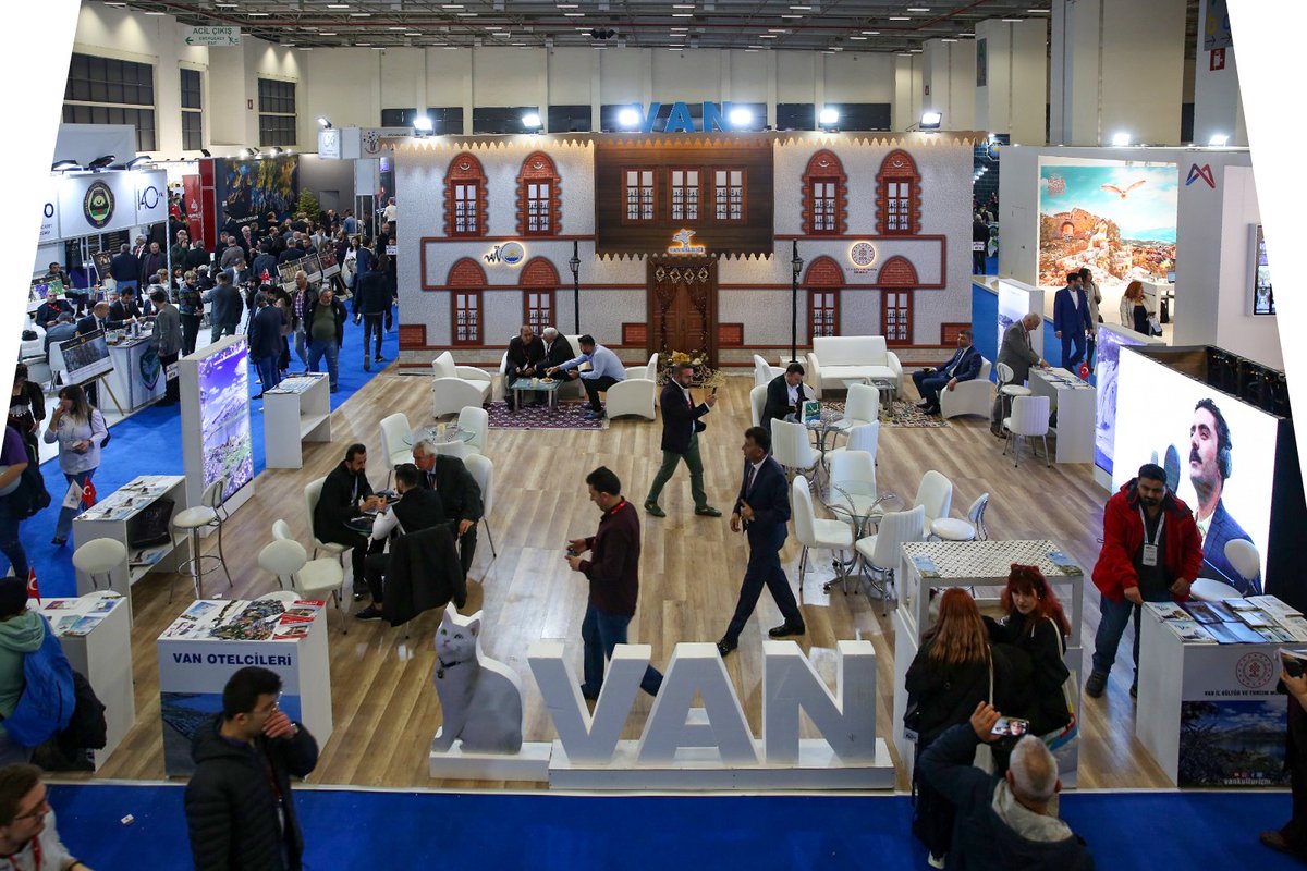 eroluslum's tweet photo. İzmir ilinde düzenlenen 16. Uluslararası Turizm Ticaret Fuar ve Kongresi’ne Van Valiliğimiz öncülüğünde açılan stanttan dünden geriye kalanlar... https://t.co/5pdWnw0Wbe