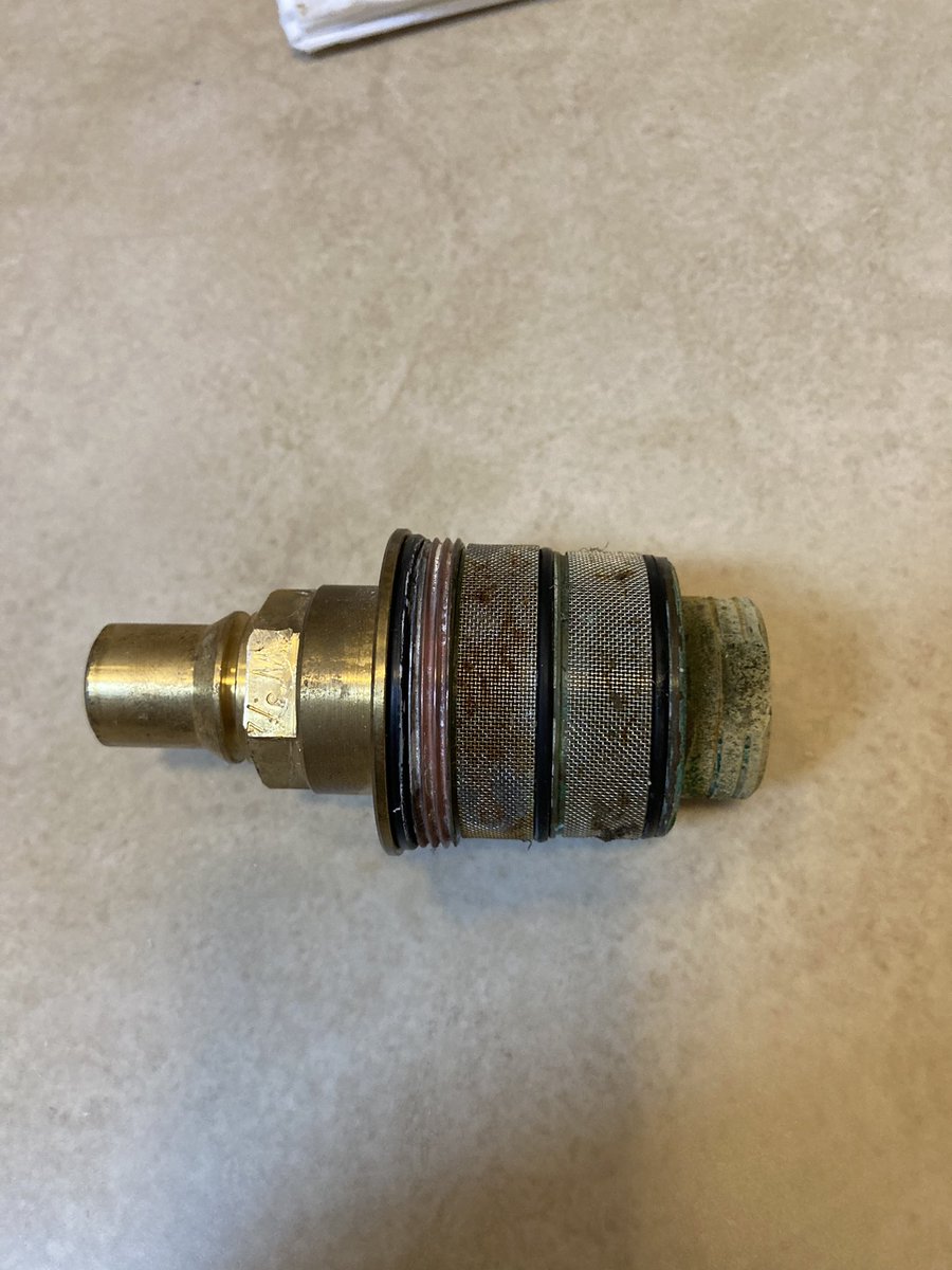 p_plumbers's tweet photo. @showerdoc hi guys I’ve got this shower and it’s a Trevi but I’m not sure of the model! Could you identify the cartridge please? And do you have them in stock? Thank you guys 👍 https://t.co/2031uSlwDp