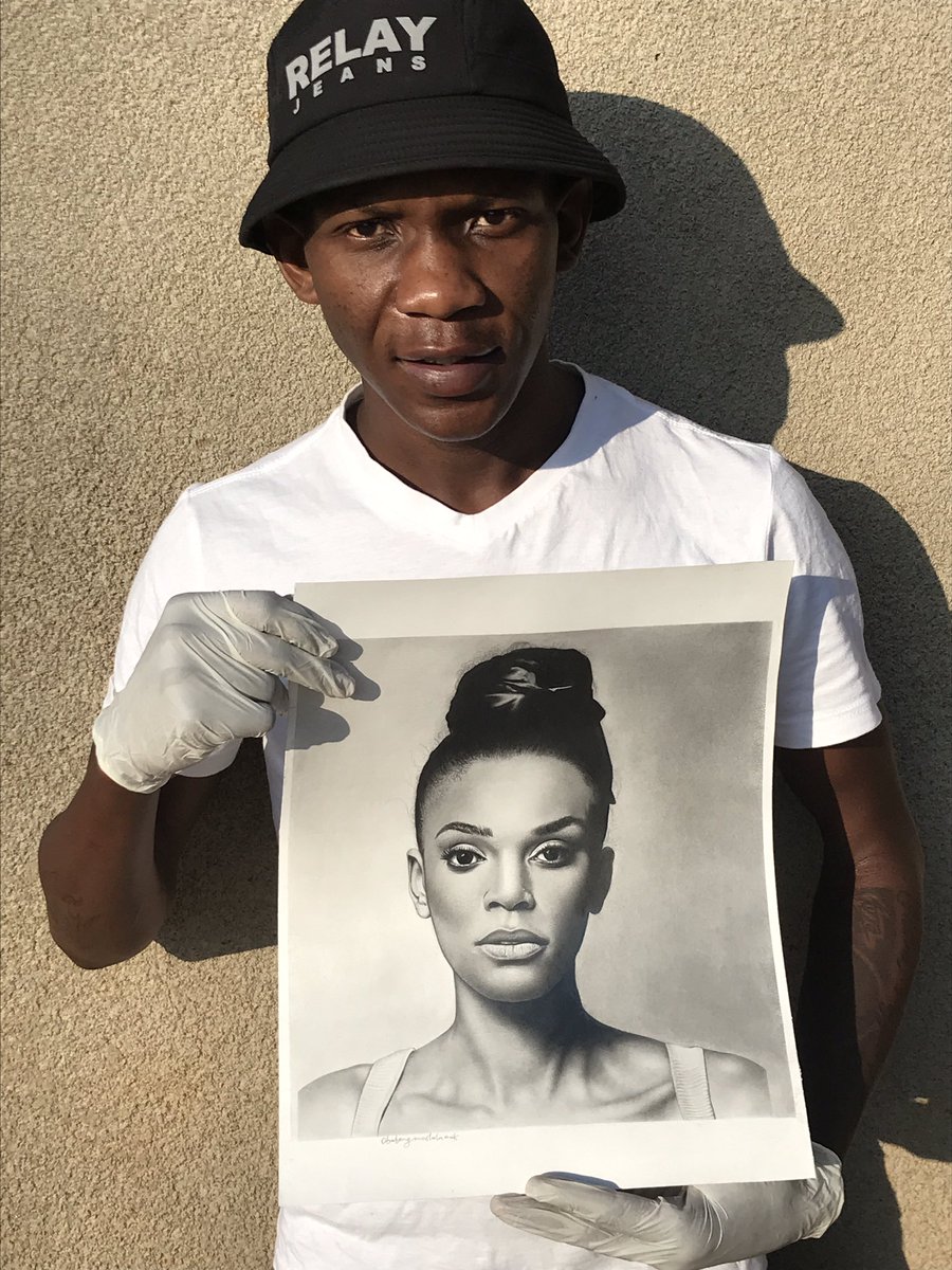 Obakengarts30's tweet photo. Drawing @PearlThusi ✍🏽❤️it took some time but I really enjoyed doing this amazing portrait https://t.co/ucWfJAdICj