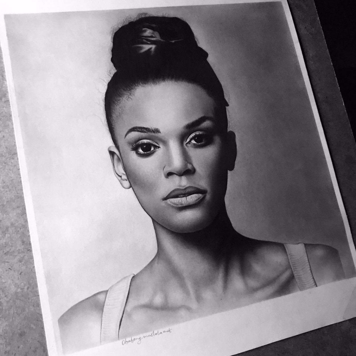 Obakengarts30's tweet photo. Drawing @PearlThusi ✍🏽❤️it took some time but I really enjoyed doing this amazing portrait https://t.co/ucWfJAdICj