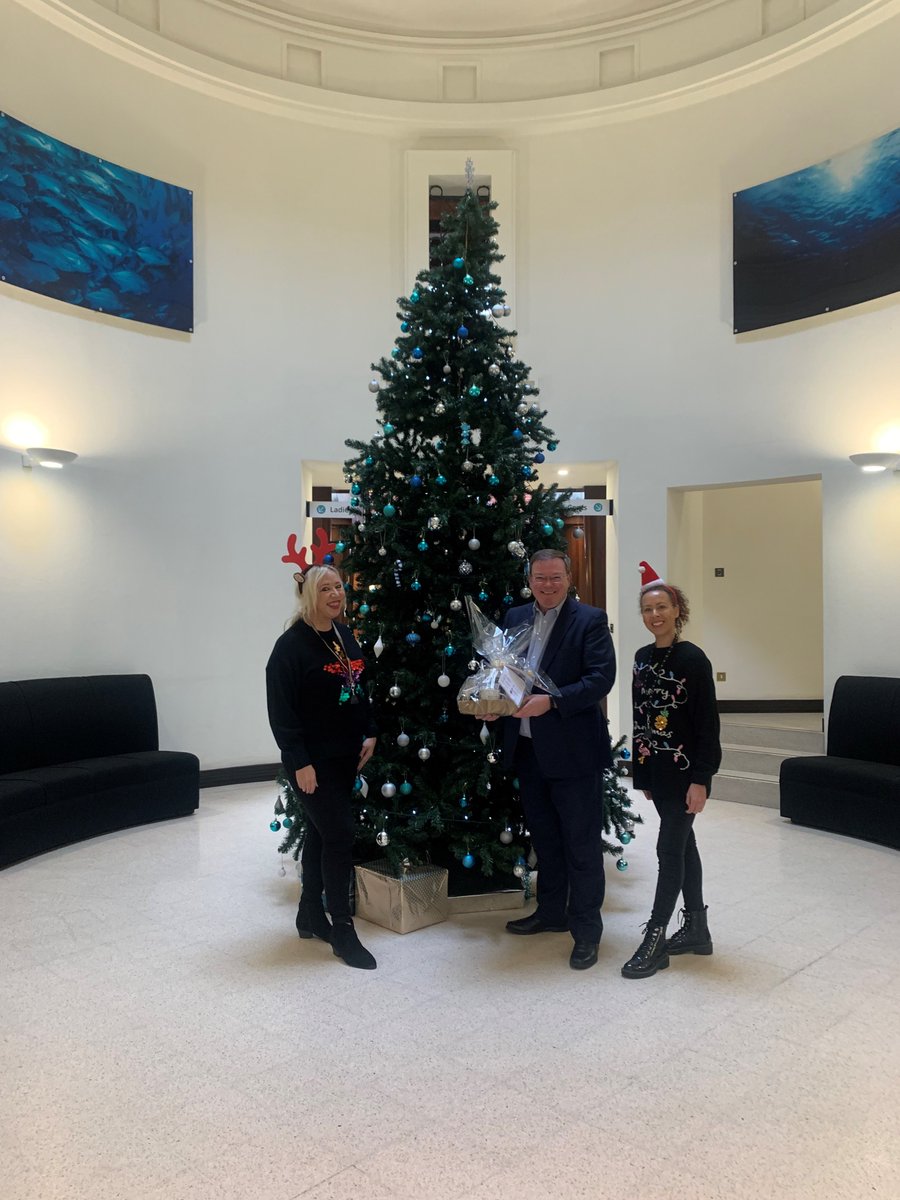 HCRWHassall's tweet photo. A huge thank you to Ashorne Hill for selecting us as one of ten businesses from the Make Good Grow network to receive a special festive gift as a thank you for supporting good causes across the region this year.
#charitysupport #MakeGoodGrow #WeAreWrightHassall https://t.co/9MQQeMk9EE