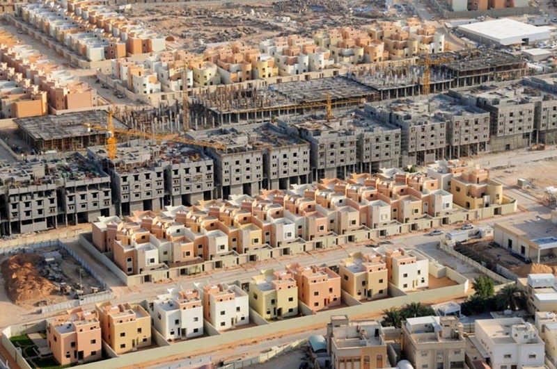 malmuqti's tweet photo. الشركات الصينية تدخل الاستثمار في العقار 

- توفير أكثر من 100 وحدة سكنية 
- قيمة الاستثمار أكثر من 10.5 مليار ريال 

من المتوقع بناء من 15 ألف إلى 30 ألف وحدة سكنية سنويًا 

خبر إيجابي للعقار في السعودية https://t.co/2VymLO68eZ