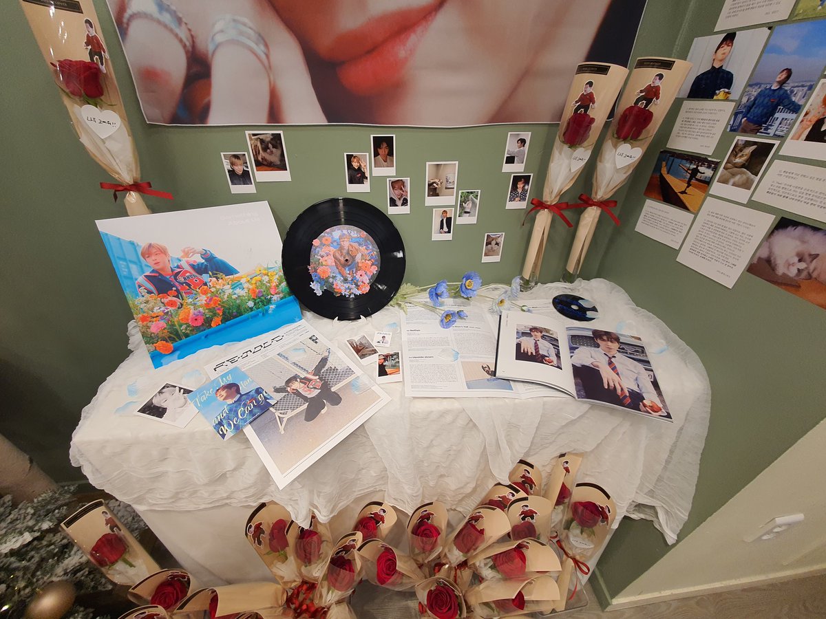 오늘 마지막 코스ㅠ
꽃도 예쁘고 사장님 친절하고
집에 가기 싫다
서울사람이고 싶다ㅠ
#HBD_my_rockstar_puppy
#락스타강아지_강다니엘_생일축하해