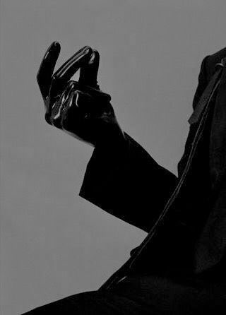 fallenatrxcity's tweet photo. 𝙒𝙚 𝙛𝙖𝙡𝙡 𝙩𝙤 𝙧𝙞𝙨𝙚 𝙖𝙜𝙖𝙞𝙣...

————- 𝓓𝓻 𝓩𝓲𝓸𝓷 𝓚𝓮𝓵𝓵𝓮𝓻 

-fallen angel oc-
-doctor, scientist, experimenter- 
-dark content ahead- https://t.co/Kst4jAQjHa