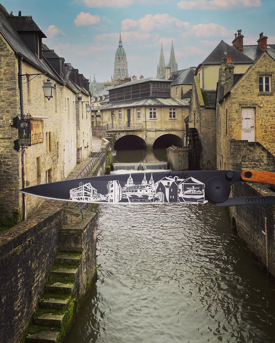 RomualdCln's tweet photo. 𝐃𝐞𝐞𝐣𝐨 𝐱 𝐁𝐚𝐲𝐞𝐮𝐱 𝐱 𝐑𝐝𝐇
RdH s’associe à Deejo, pour vous présenter aujourd’hui le Deejo édition Bayeux ❤️
#deejo #deejoknives #bayeux #ibuyinbayeux #bayeuxshopping #knivesofinstagram #normandie #calvados #noel2022 #giftideas #ideecadeau #pocketknife #normandytourism https://t.co/6Tfs9qnkbp