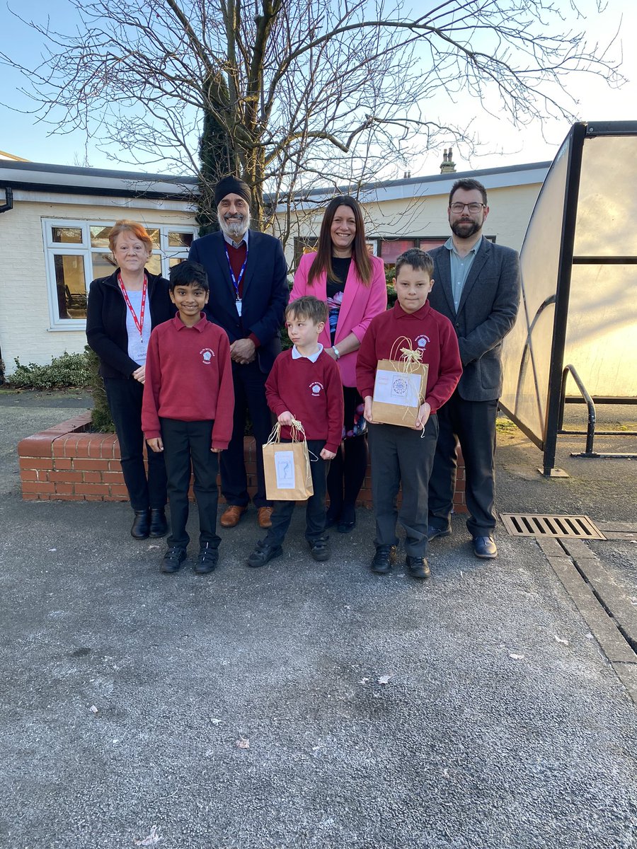 YorkInterfaith's tweet photo. Wonderful to join in the school assembly at Ralph Butterfield Primary school this morning. Three winners for our Interfaith Logo competition including the overall winner. Special thanks to Mr. Tod for his help &amp; support. Watch this space for our new logo!! @RalphBPSch_York https://t.co/svyTJVaHuU