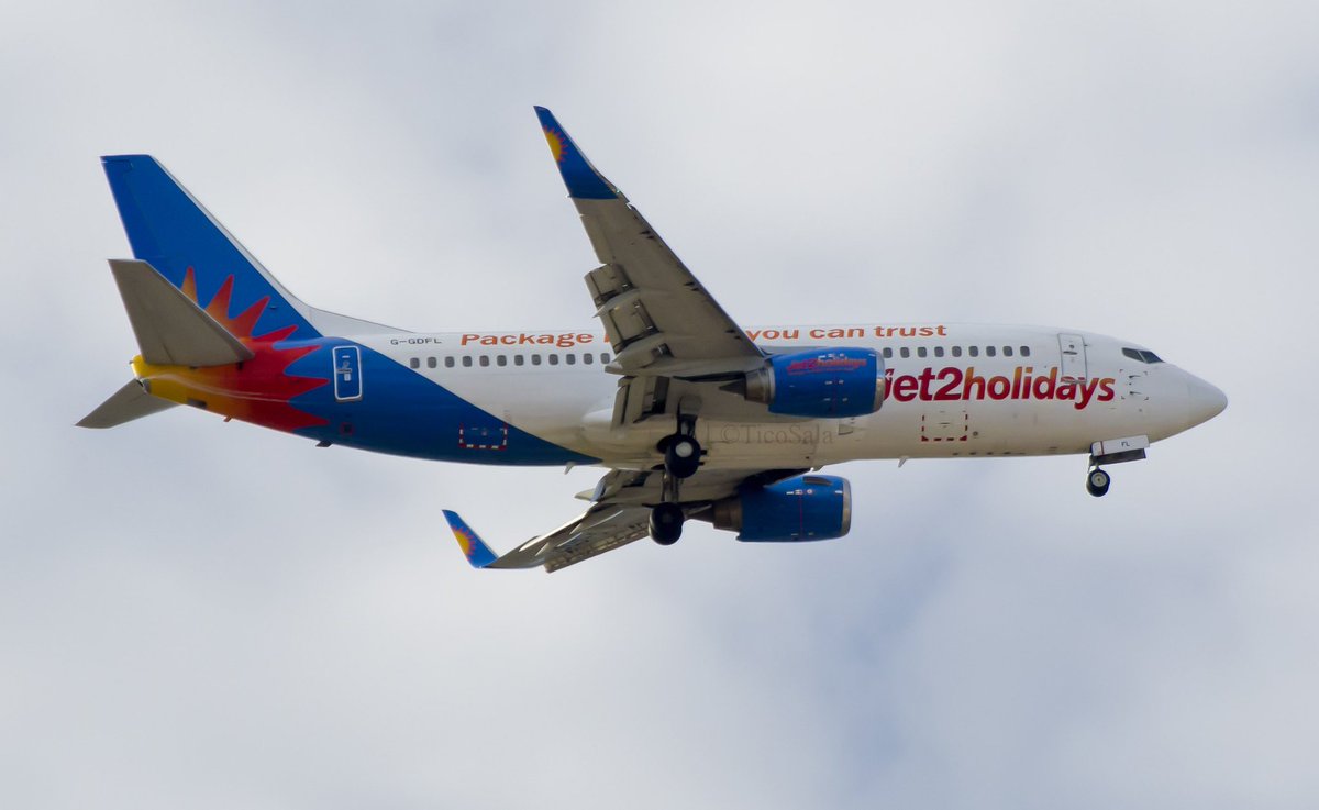 Esta mañana justo antes de aterrizar en <a href="/AeropuertoVLC/">Aeropuerto Valencia</a> procedente de Leeds. <a href="/jet2tweets/">Jet2tweets</a>, <a href="/VLCspotters/">VLCspotters ✈️</a> , <a href="/VLCmovements/">VLCmovements</a>, <a href="/FlyVLC/">FLY VALENCIA</a>.