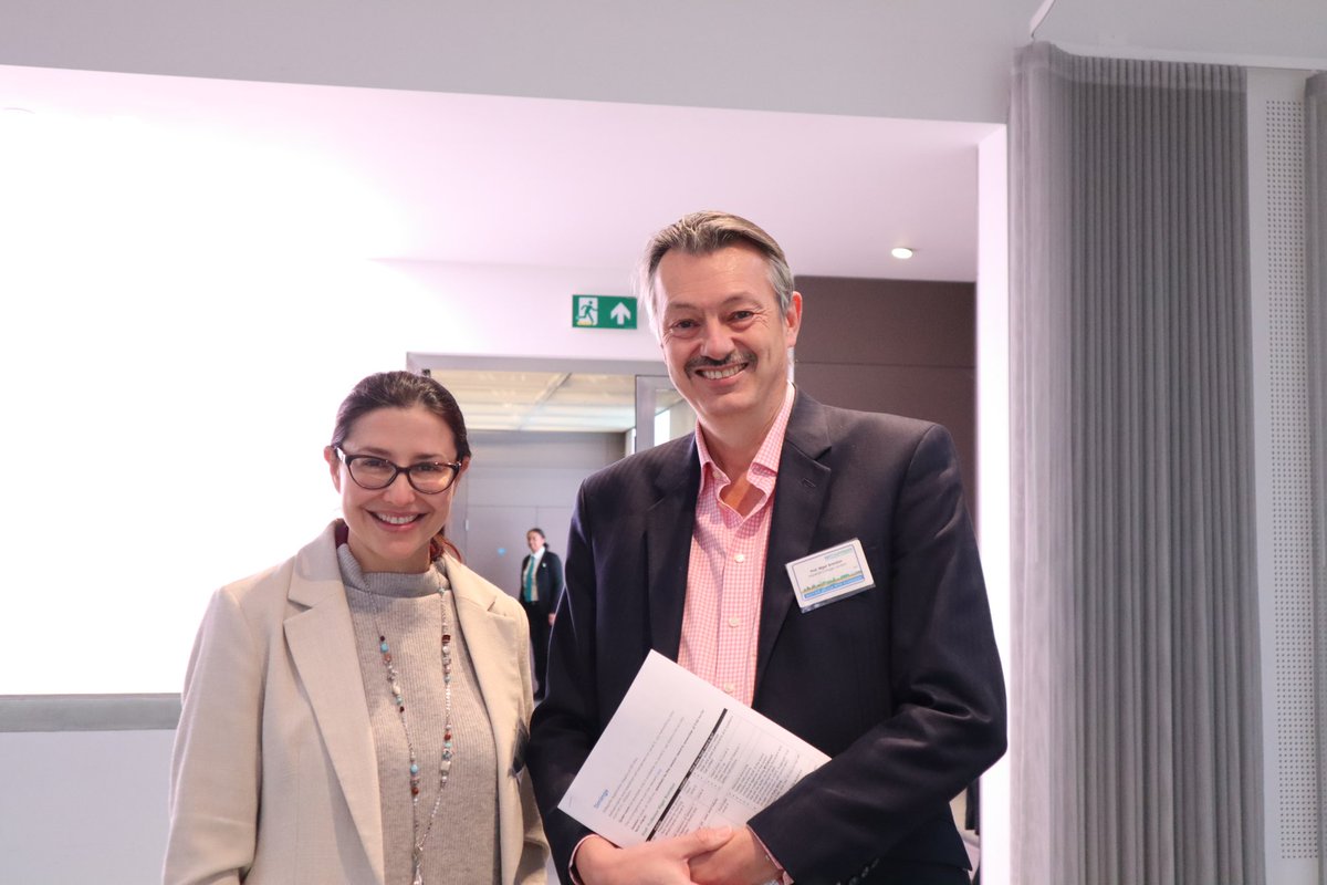 Prof Nigel Brandon will start the first session in a minute! #h2ahead