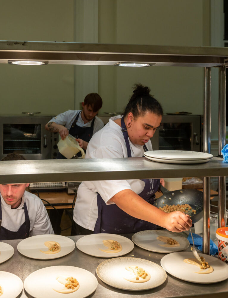 <a href="/ArtSchoolLpool/">The Art School</a> toasts its success in catering for The Turner Prize at St Georges Hall! 🎉

👉 ow.ly/FxV950LZbUl