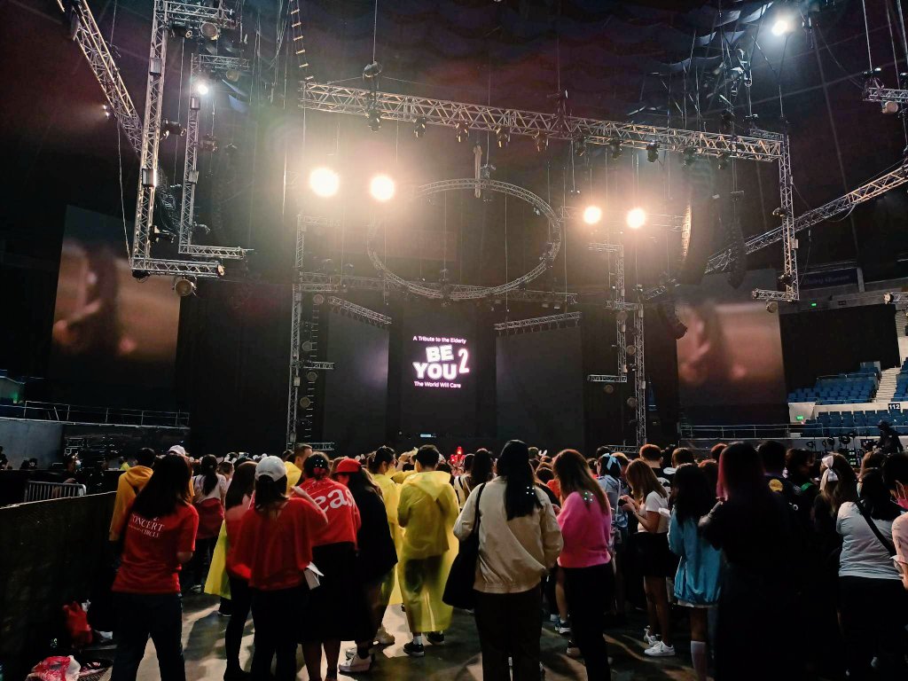 ostdph's tweet image. Let's have precious memories together here at #BeYou2inManila ✨

Presented by @neuwave_events