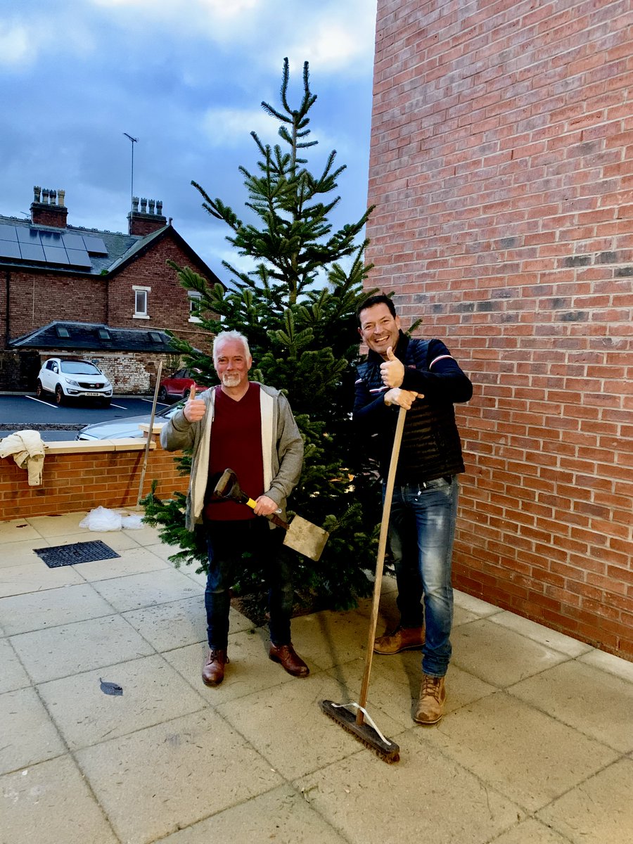 This week we have been busy delivering Christmas trees alongside <a href="/RealLifeOptions/">Real Life Options</a> to our supported living development in Swadlincote🎄🎄🎄

Big shoutout to Paul Richie and our very own Oliver Carroll who did the heavy lifting! 💪🏼🎄

#development #assistedliving