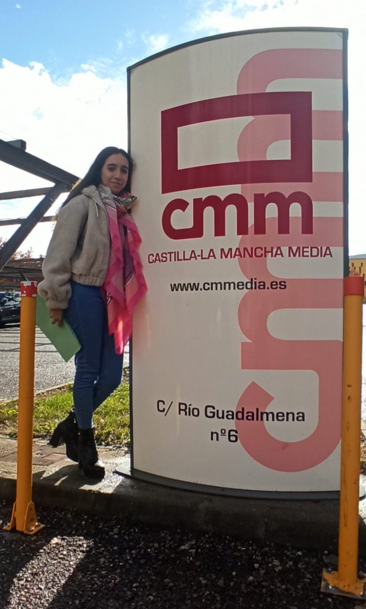 mariarueda_ofi's tweet photo. Pues sí, a por la Gala 7 de @atuveraOficial 14

@CMM_es se está convirtiendo en mi segunda casa y yo, tan contenta 💃🏻🎤

Haced un huequito mañana a las 22:00 h. para disfrutar de la Copla

#atuvera14 
#copla https://t.co/MIbrkv1lVi