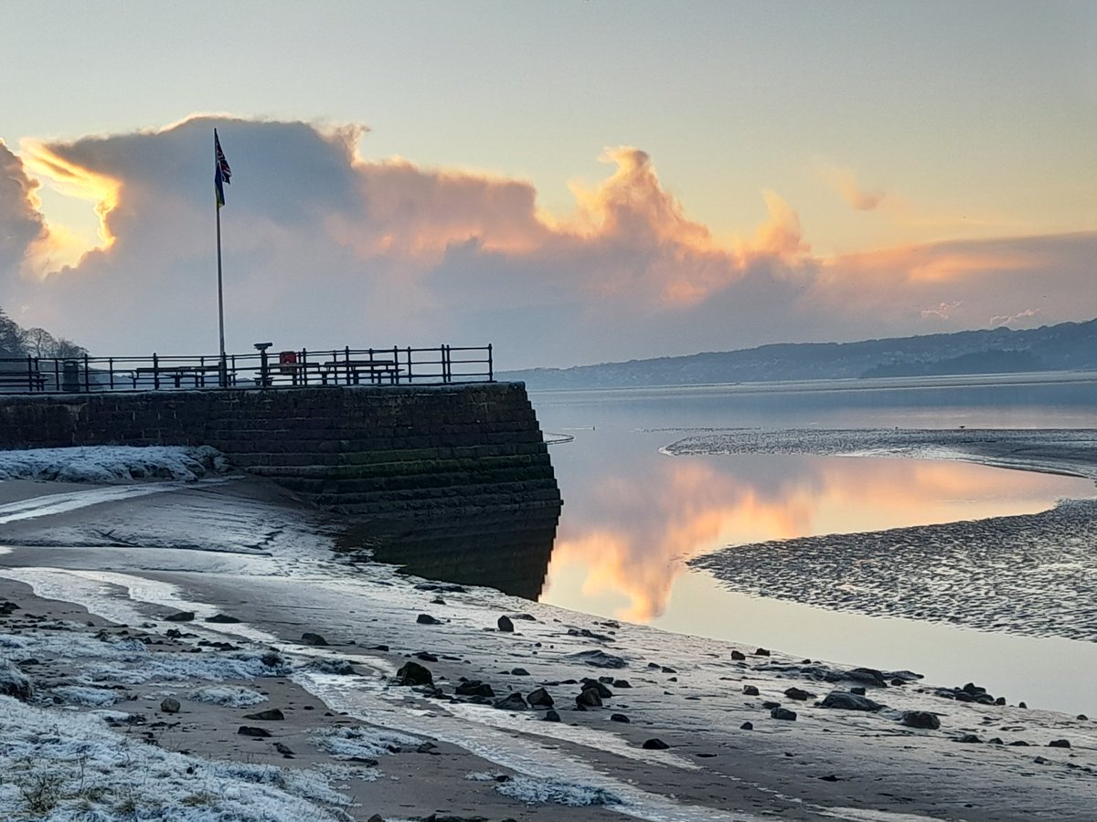 The end of the day in frozen @Arnside_AONB
