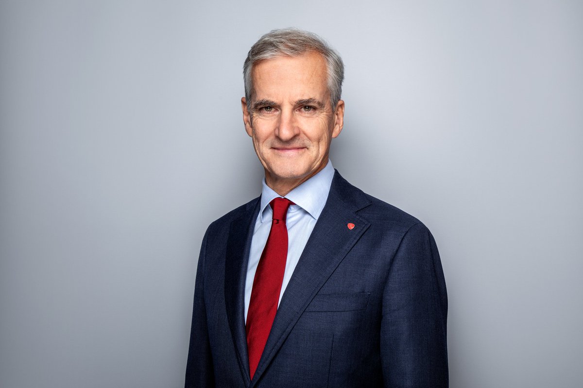 Universitetet i Bergen (@uib) on Twitter photo We are delighted to announce that 🇳🇴 PM <a href="/jonasgahrstore/">Jonas Gahr Støre</a> will open the 6th SDG Conference Bergen and happy to announce these 3 keynote speakers:<a href="/dan_kammen/">Daniel M Kammen</a> <a href="/mm1124/">Mahmood Mamdani</a> and <a href="/KatjaHujo/">Katja Hujo</a>. #SDGbergen23 FOR PROGRAMME UPDATES & REGISTRATION 👉 bit.ly/3FfL2jd We are delighted to announce that 🇳🇴 PM <a href="/jonasgahrstore/">Jonas Gahr Støre</a> will open the 6th SDG Conference Bergen and happy to announce these 3 keynote speakers:<a href="/dan_kammen/">Daniel M Kammen</a> <a href="/mm1124/">Mahmood Mamdani</a> and <a href="/KatjaHujo/">Katja Hujo</a>. #SDGbergen23 FOR PROGRAMME UPDATES & REGISTRATION 👉 bit.ly/3FfL2jd