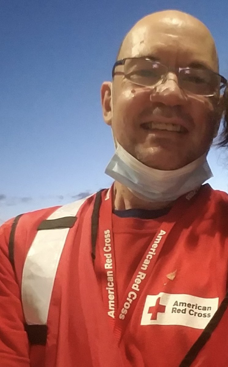 Red Crossers continue to help the people impacted by #HurricaneIan. Among our Rhode Island volunteers on the ground is Johann Coetzer-Liversage. Now on his third assignment in Florida, he says it’s not about how many times he deploys, but the impact he makes. Thank you, Johann!