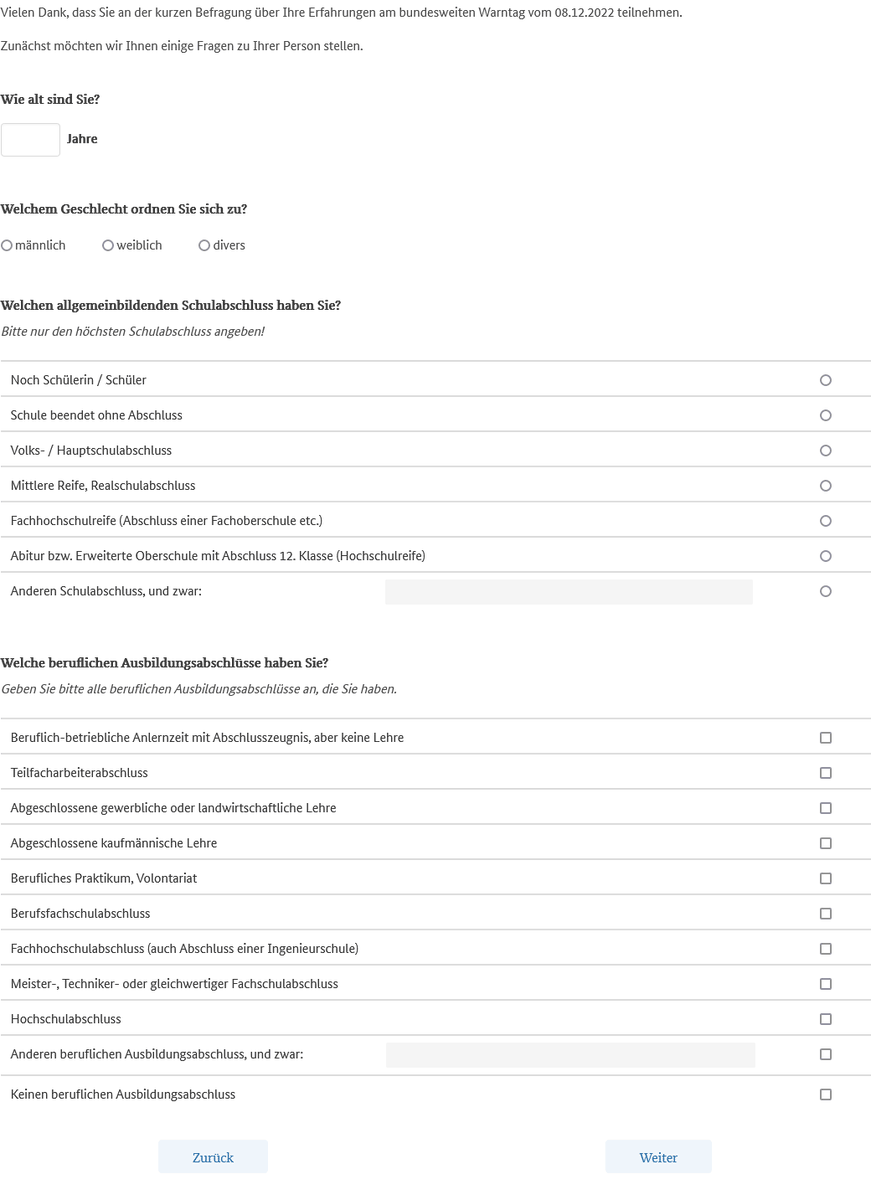ComputergottYT's tweet photo. @adlerweb Ganz nett gemeint, aber wozu werden die Informationen der ersten Seite benötigt? Für den Fakt, dass bei uns 2 von 5 Geräten rein gar nichts alarmiert haben und im Ort keine Sirene vorhanden ist. dürfte der Schulabschluss ja wohl nicht essenziell sein 🤔 #Warntag https://t.co/QOFtFt3cGv