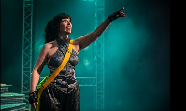 Emptage Hallett tweet media