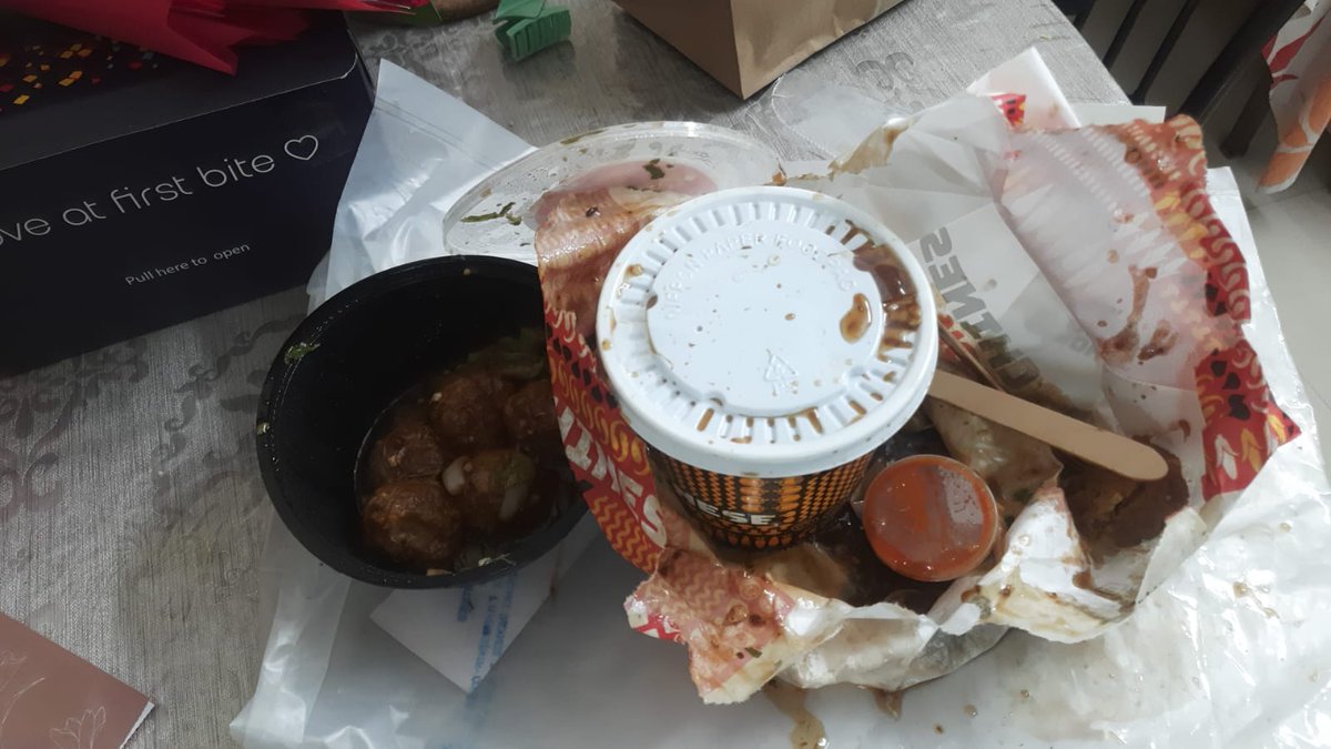 himarora's tweet photo. @zomatocare you need to train your staff. Is this how they deliver ? He just ran away. https://t.co/KYzesq8lSz