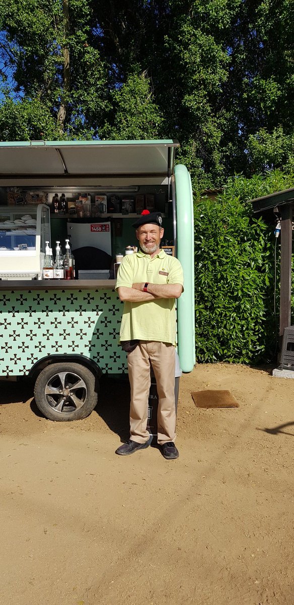 DurhamCoffee's tweet photo. Listos para grabar nuestra participación en un capítulo de la serie "Café &amp; Teterías, la ruta del encuentro", del @canal2chilenafm https://t.co/tk3pvcXC5J