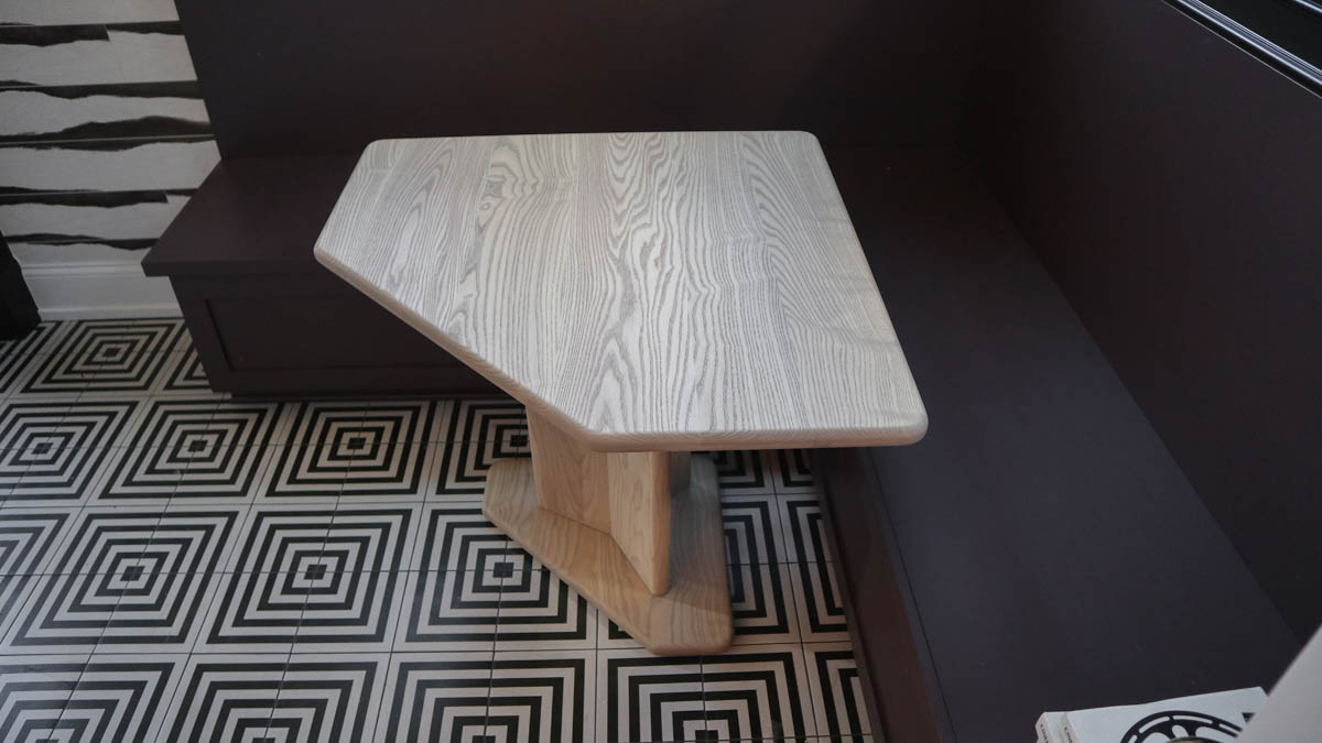 HandmadeTables's tweet photo. Two tables for a #Chicagohome in the hands of @phinteriorschi!
#chicagodesigns #customhardwood #customdesign https://t.co/YNGDkvntWW
