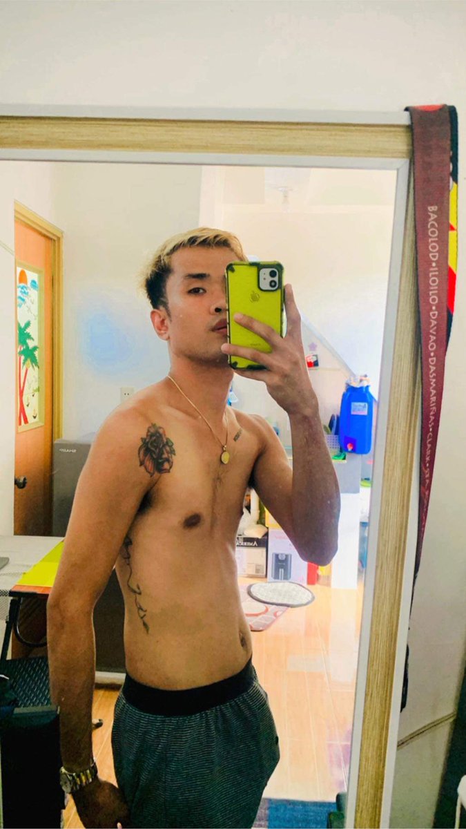 AlmonteAlmo1's tweet photo. GOODEVE TO ALL🙈😂✌🏻 https://t.co/yNrb3RBdvu