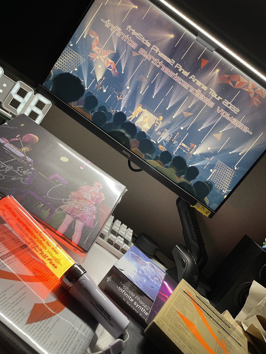 _Ami_Frip's tweet photo. 無事に円盤届きました!
ちょこっとだけ観ましたが涙腺ゆるゆるです😂
やっぱ、fripSideの南條さん良いなぁ🥹
また皆さんでこの時間を共有したいですね!
fripSide final tour オンライン上映会企画中です!😆
詳しくは #おうちでis6 まで!
#fripSidePhase2
#南條愛乃
#名古屋絶唱祭 https://t.co/fruhn3KIzh