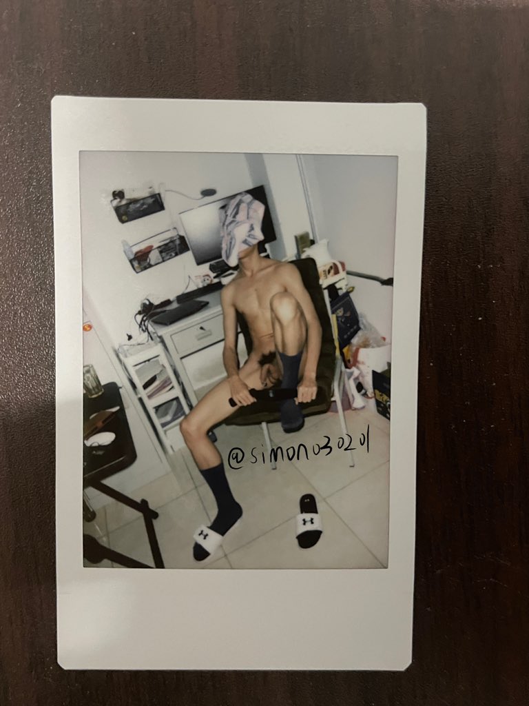 瘦瘦的一张拍立得