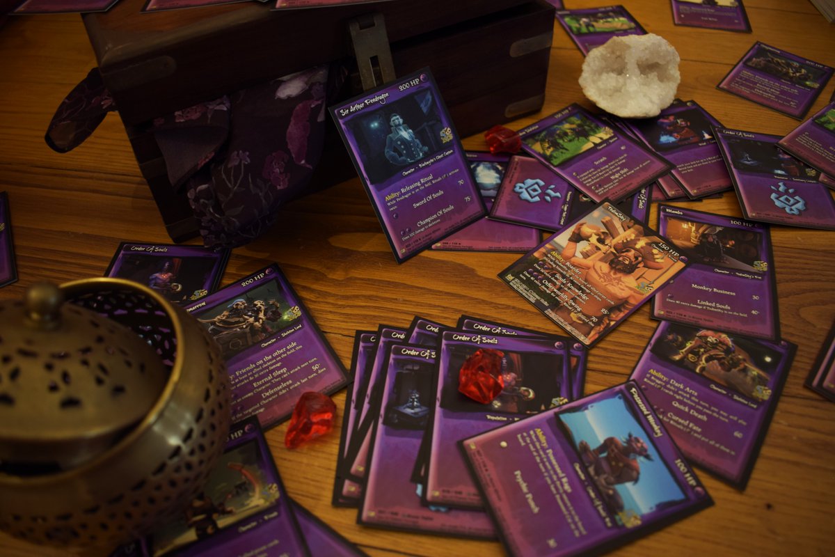 SEA OF THIEVES PORTUGAL TCG

Finally ready to share our secret with you! 🥳
We've been working on this for a long time.

To celebrate our 5th anniversary and some of our most active members, we created a <a href="/SeaOfThieves/">Sea of Thieves</a> Trading Card Game.

1/

#BeMorePirate #SeaOfThieves #TCG