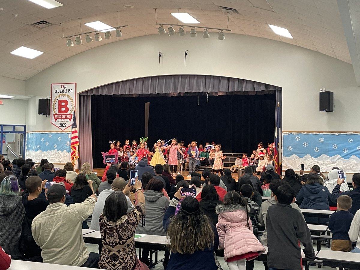 Del Valle ISD Fine Arts tweet media