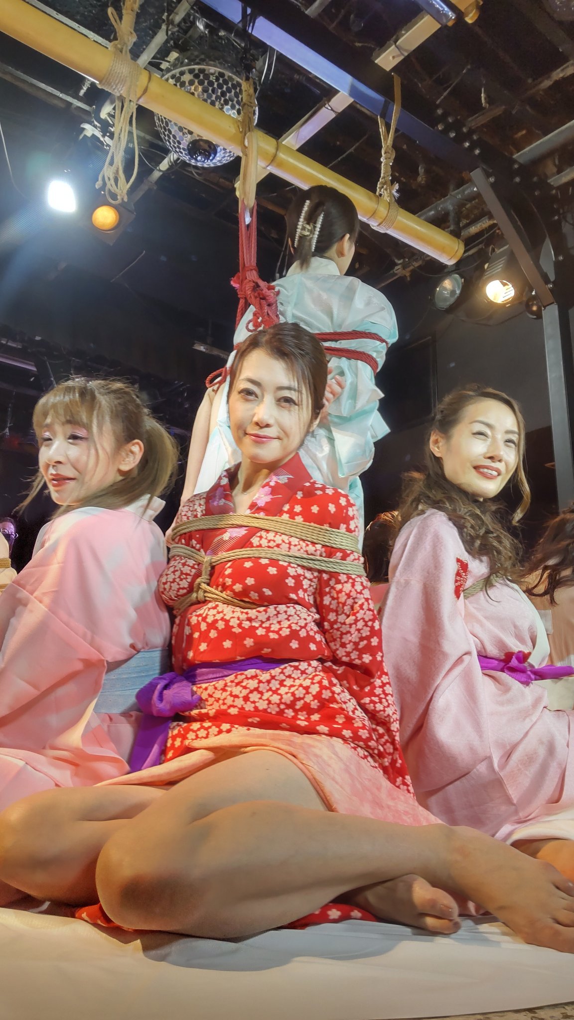友田真希 和服緊縛 