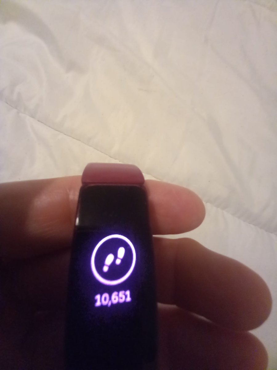 ALNteam_TCS's tweet photo. Over 10k steps completed today and in Christmas jumpers. #healthontheshelf2022 @TCS_HWB @TCS_Inclusion https://t.co/NvNlrNqgUu