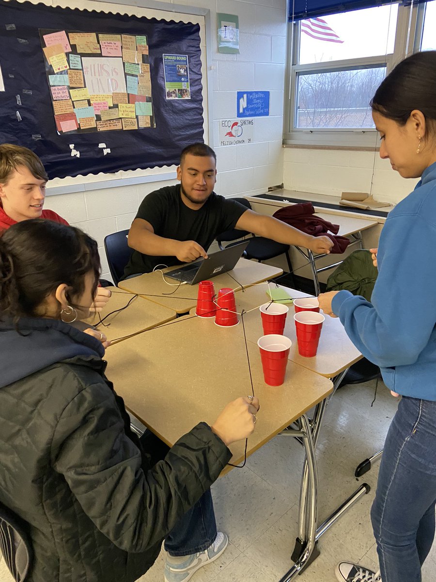 MrDelarmente's tweet photo. Shout out to Ruby, Chyna, Gisselle H, and Giselle R for our collaborative and interactive Fun Friday activity today. https://t.co/LO6fi4H05X