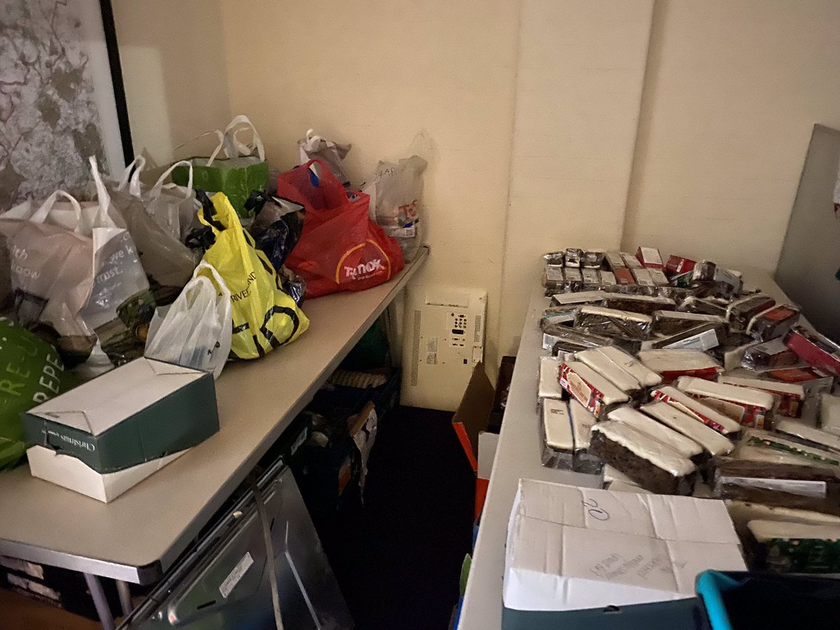 StFrancisHerts's tweet photo. Sixth Form have been busy collecting slab Christmas cakes for Christmas Food parcels created The Need Project.ย They collected 267 cakes and donations. To contribute please bring the cake into College reception. #rolemodels #SFC #Needproject #foodparcelsย #poverty https://t.co/2CYjmKnly3