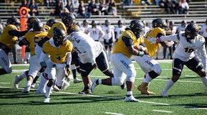 Blessed to receive another offer from Graceland University! Thank you <a href="/CoachRodRyles/">Roderick Ryles</a> 🟡🔵