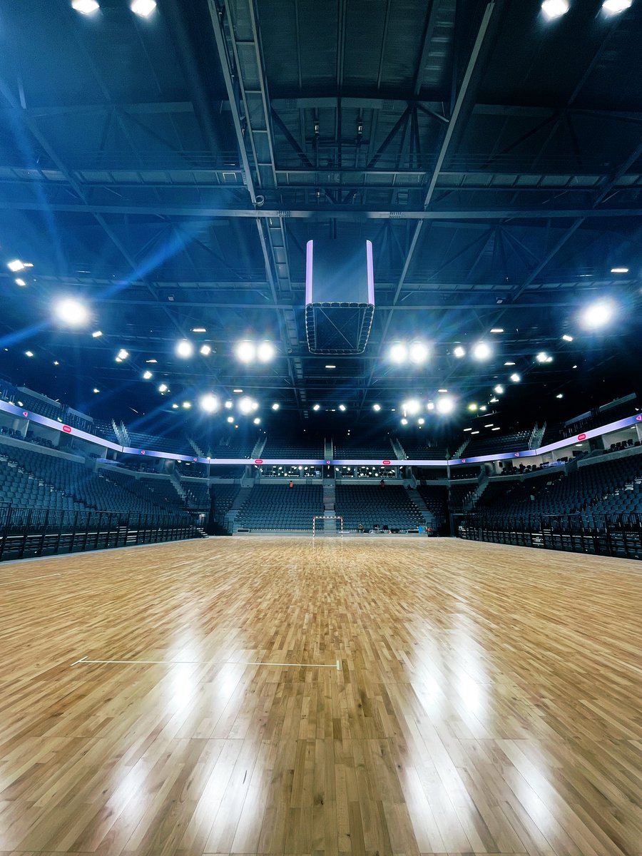 🇫🇷 Rendez-vous dans 30 jours <a href="/FRAHandball/">Equipes de France de Handball</a> masculine 🤩 l’Arena d’Orleans n’attend (presque) que vous ! 
De nouvelles places viennent d’être mises en vente 👉🏻 billetterie.ffhandball.fr/fr/product/3 🇫🇷