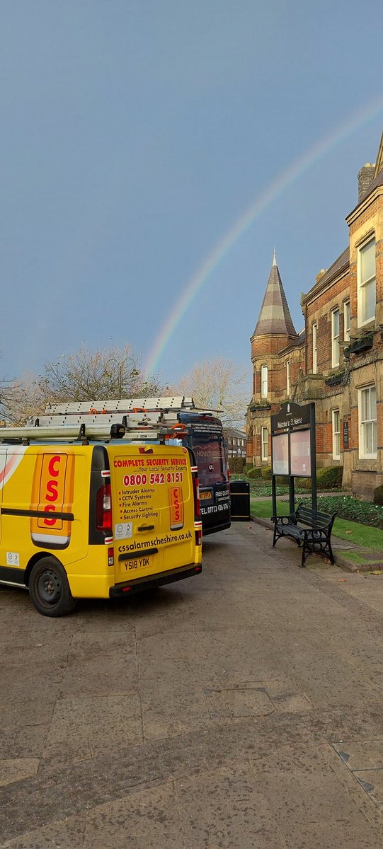 CSS_SECURITY's tweet image. #makeadifference #chocoranges @chocoranges @NHS see you soon @sthknhs @AlderHey @ZoesPlaceLiv