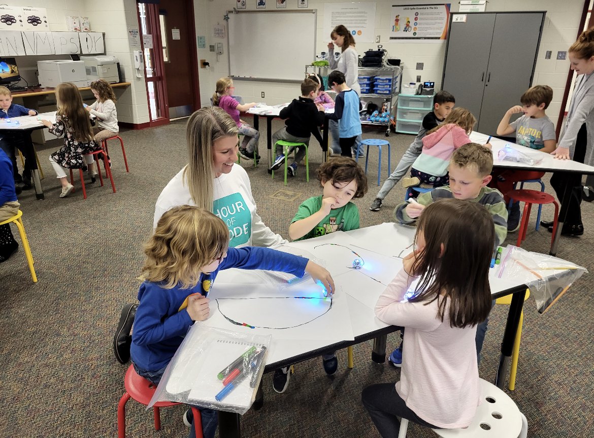 Kenneth W Culbert ES (@kwccrocs) on Twitter photo Celebrating our 9th #hourofcode w/ <a href="/loudouncodes/">Loudoun Codes</a> and <a href="/LVHS_official/">Loudoun Valley HS</a> students! Ozobots, Dash, Minecraft, Spheros, Osmo Coding, and of course, code.org <a href="/AlgorithmChef/">Shawn DeLuca</a> <a href="/MonicaKEdwards/">Monica Edwards</a> Celebrating our 9th #hourofcode w/ <a href="/loudouncodes/">Loudoun Codes</a> and <a href="/LVHS_official/">Loudoun Valley HS</a> students! Ozobots, Dash, Minecraft, Spheros, Osmo Coding, and of course, code.org <a href="/AlgorithmChef/">Shawn DeLuca</a> <a href="/MonicaKEdwards/">Monica Edwards</a>