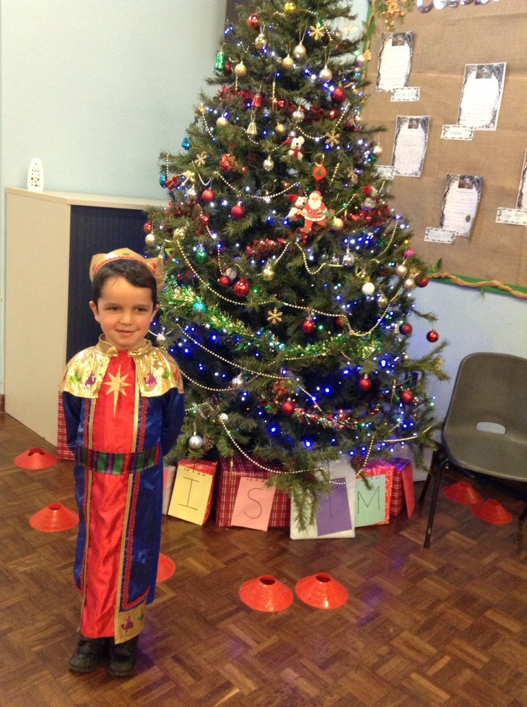 latimerprimary's tweet photo. #EYFS we are so, so proud of you and your Nativity performance over the last few days! You have been so brave and brilliant! 🌟🌟🌟 We have learnt about the Christmas story and learnt 5 new songs! #EYFSEAD #EYFSUtW https://t.co/T7oPMcgOK4