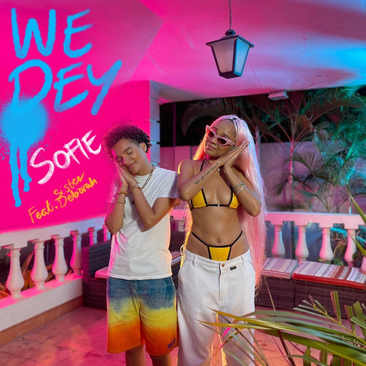 cheesewavegh's tweet photo. Top 4 new music picked  by  godofdawave @JiggyRyda you need to add to your playlist💛
#FreshWaves #RydasPick 

Nothing Matters by @PAPPYKOJO 
Cinderella by @beeztrapkotm x Asakaa Boys 
We Dey by @lionessofie1 x @deborahvanessa7
Eye Red by @kwekusmoke_ x @hordzise https://t.co/rbP4q5eiGY