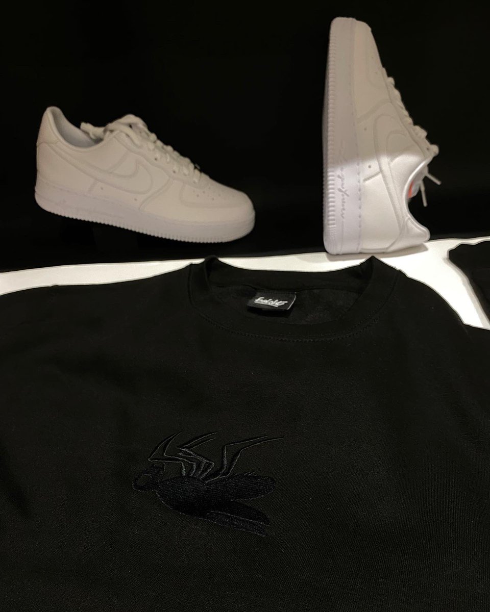BOISHT's tweet image. Blackout Fly Sweatshirts available now 🪰

Order before 23:59 on the 15th December for guaranteed Christmas delivery 🎄

boisht.co.uk/product/blacko…