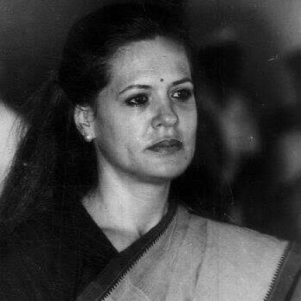 Wishing Smt Sonia Gandhi ji a very happy birthday. I wish her good health, happiness and success always. 