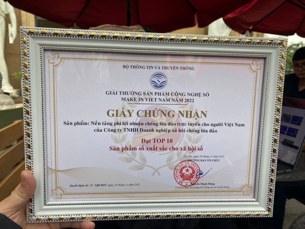 HHieupc's tweet photo. Congratulations to the great team Chongluadao. I'm so happy for the non-profit anti-phishing, anti-scam organization "https://t.co/zkJa3Dgo2r" to have this achievement after 2 years of running the project.
#chongluadao #makeinvietnam #antiphishing #antiscam #cybersecurity https://t.co/rffm1fczZG
