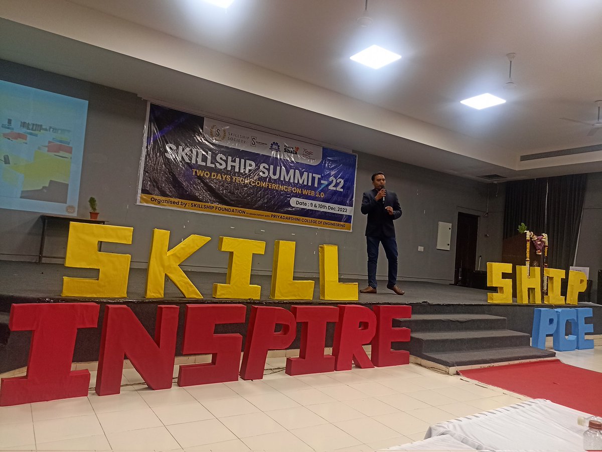 SkillshipSummit's tweet photo. Design Thinking Workshop 
#skillshipsummit https://t.co/GTny6jhLeI
