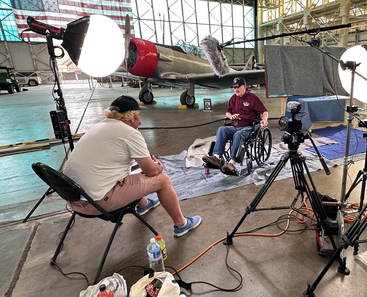 LibertyJumpTeam's tweet photo. What an incredible week for the World War II veterans in Hawaii. They were the honored guests for the December 7th Anniversary Events at Pearl Harbor, participated in the parade in Honolulu and were interviewed by Black Rifle Coffee at the Pearl Harbor Aviation Museum. https://t.co/N7cGvVB1wc